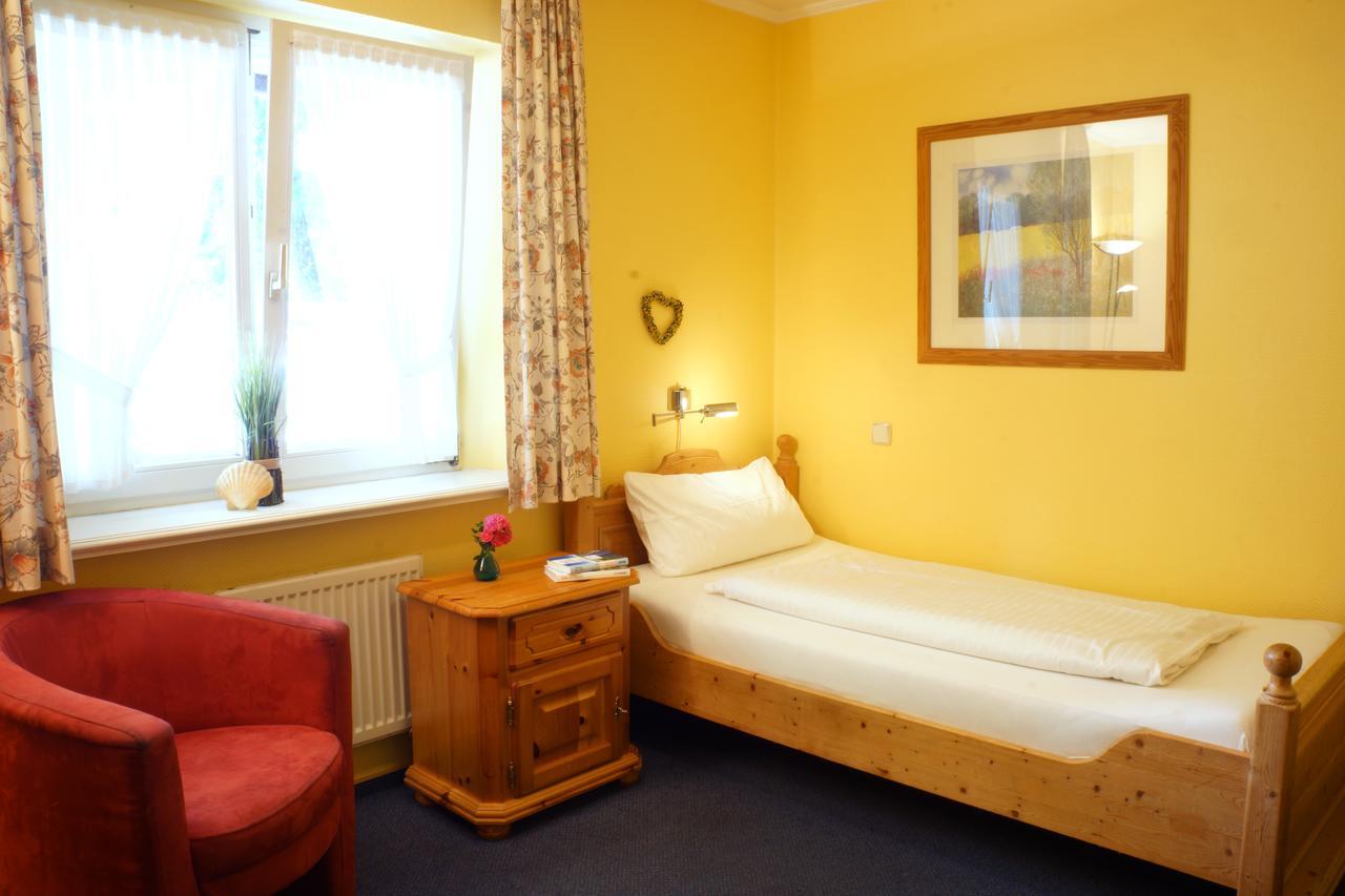 Hotel Am Suedwaeldchen Westerland Esterno foto